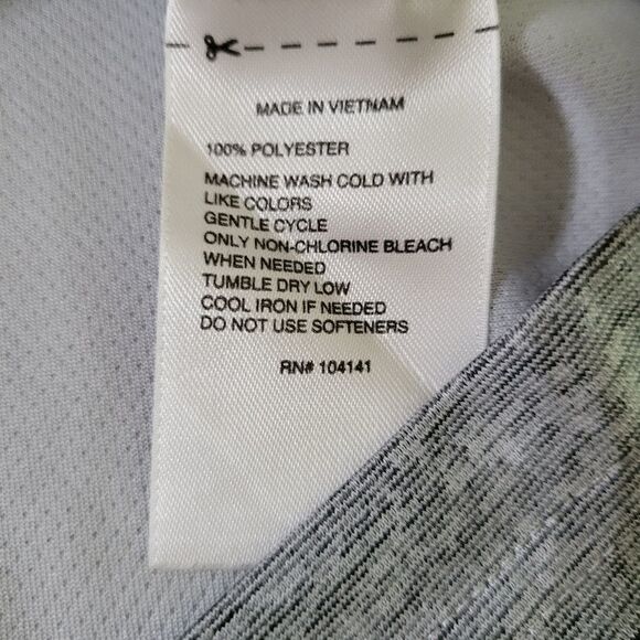 Reebok Women's Zip Pullover - Picture 10 of 11